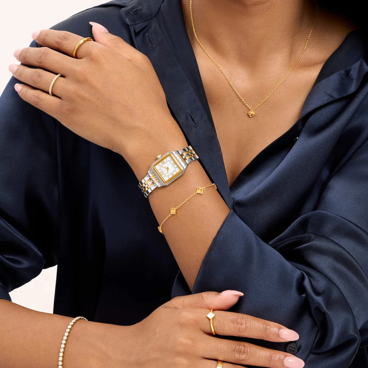 Essence Watch & Fluted Clover Bracelet Set (Gold/Silver) - Image 3