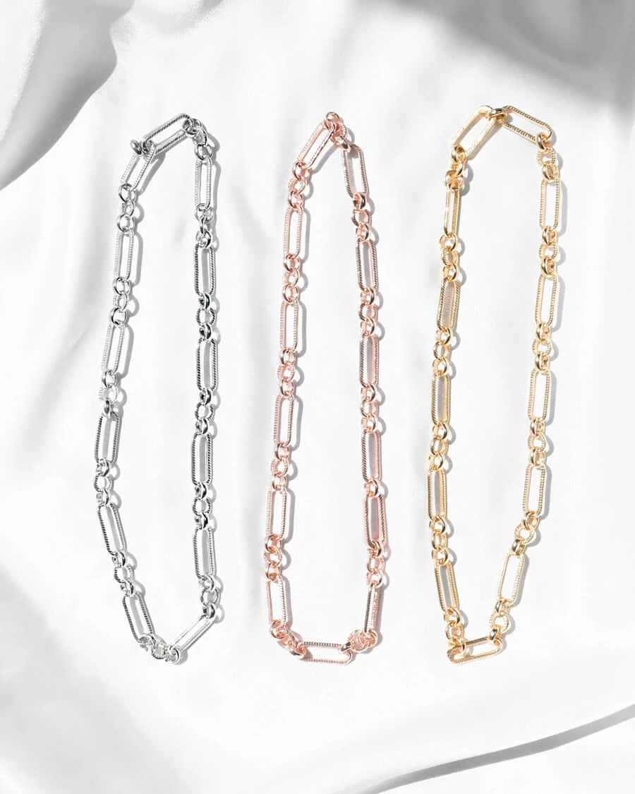 Figaro Chain Necklace (Gold) - Image 3