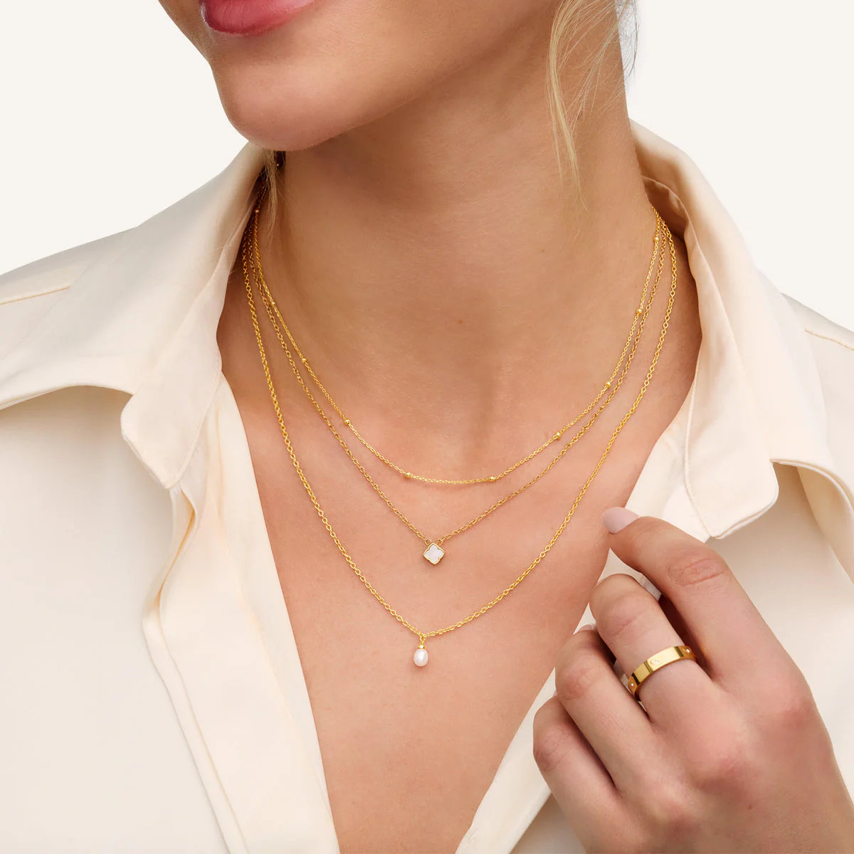 Fine Organic Pearl Necklace Bridesmaid Gift Set (Gold) - Image 3