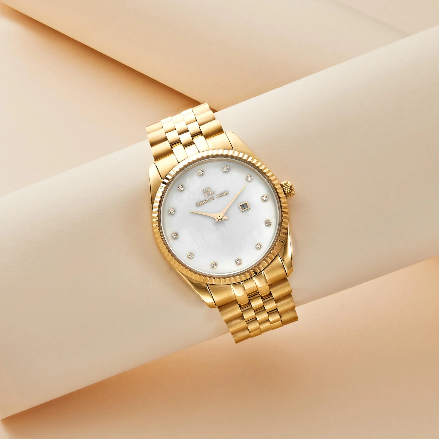 Gold Pearl Link Belgravia 36 Watch - Image 4