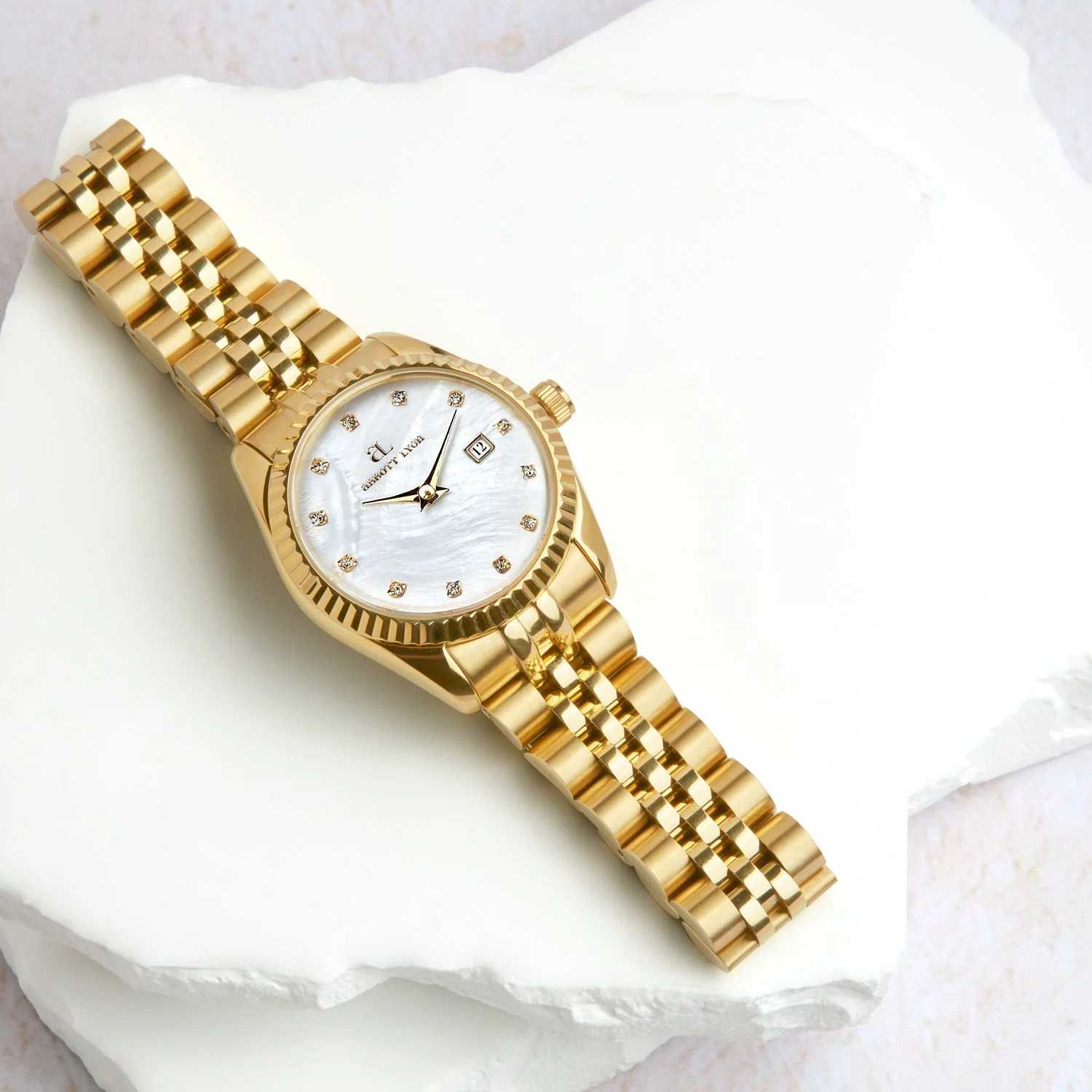 Mini Gold Pearl Link Belgravia 30 Watch - Image 4