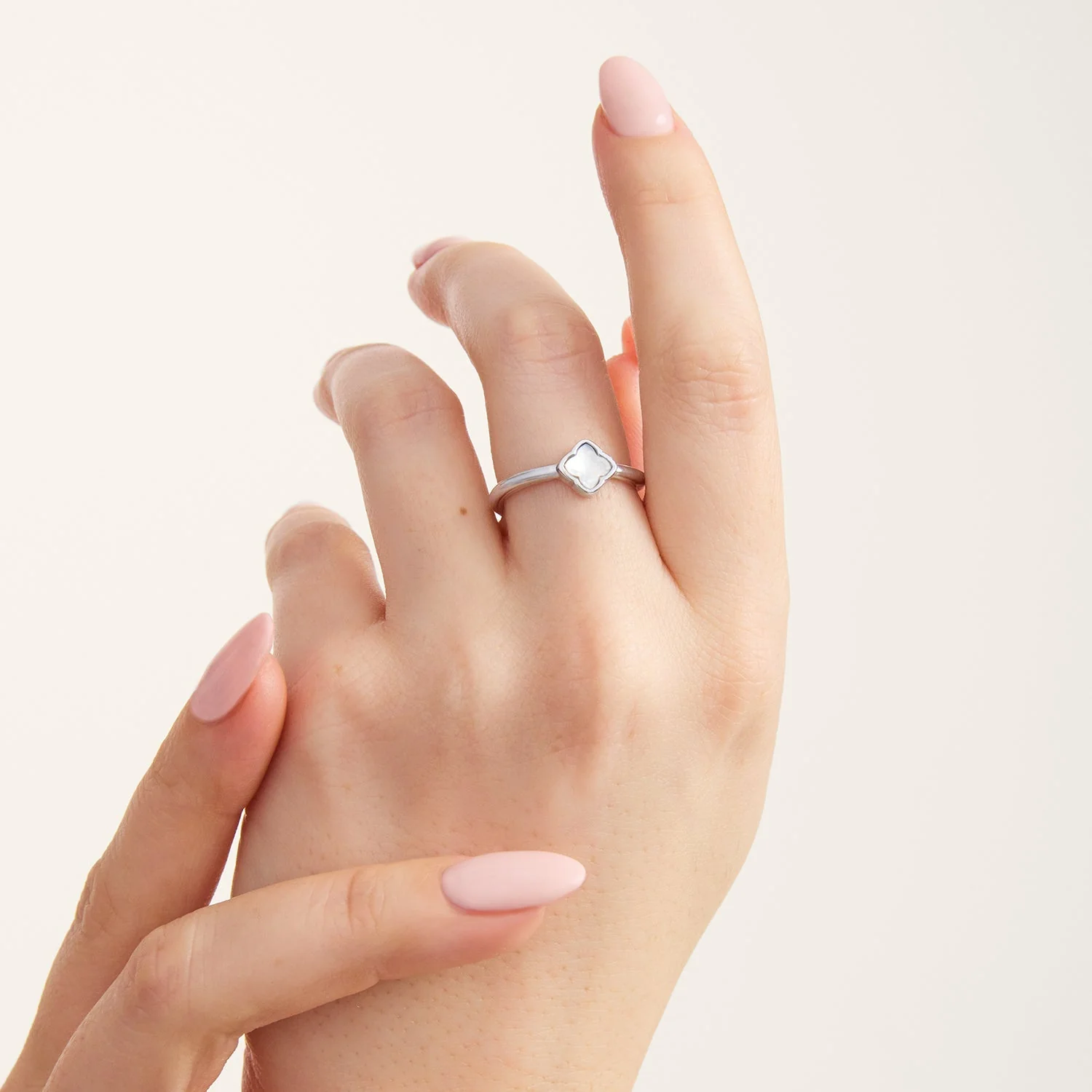 Mini Pearl Clover Ring & Earrings Set (Silver) - Image 3