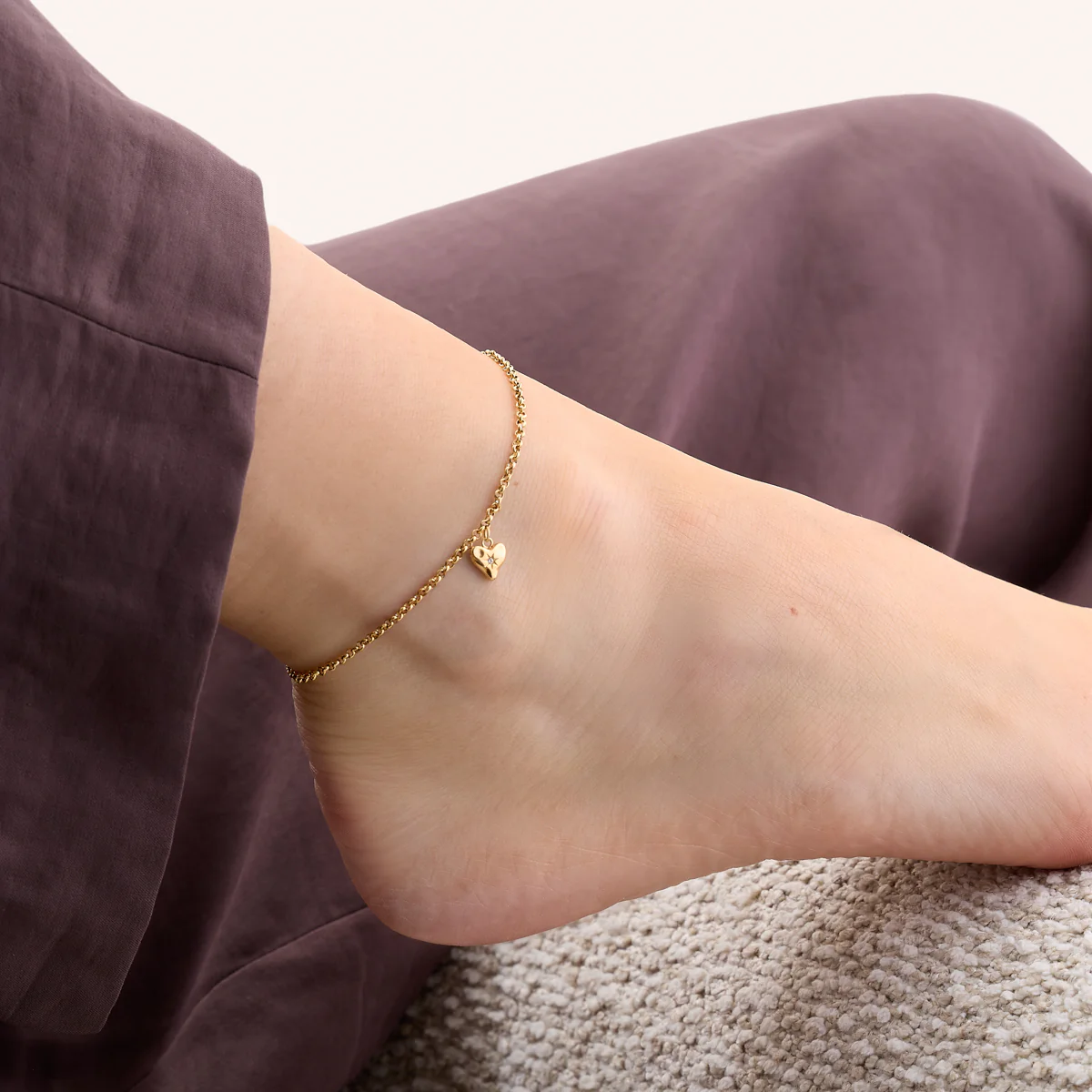 Molten Heart Anklet (Gold) - Image 2