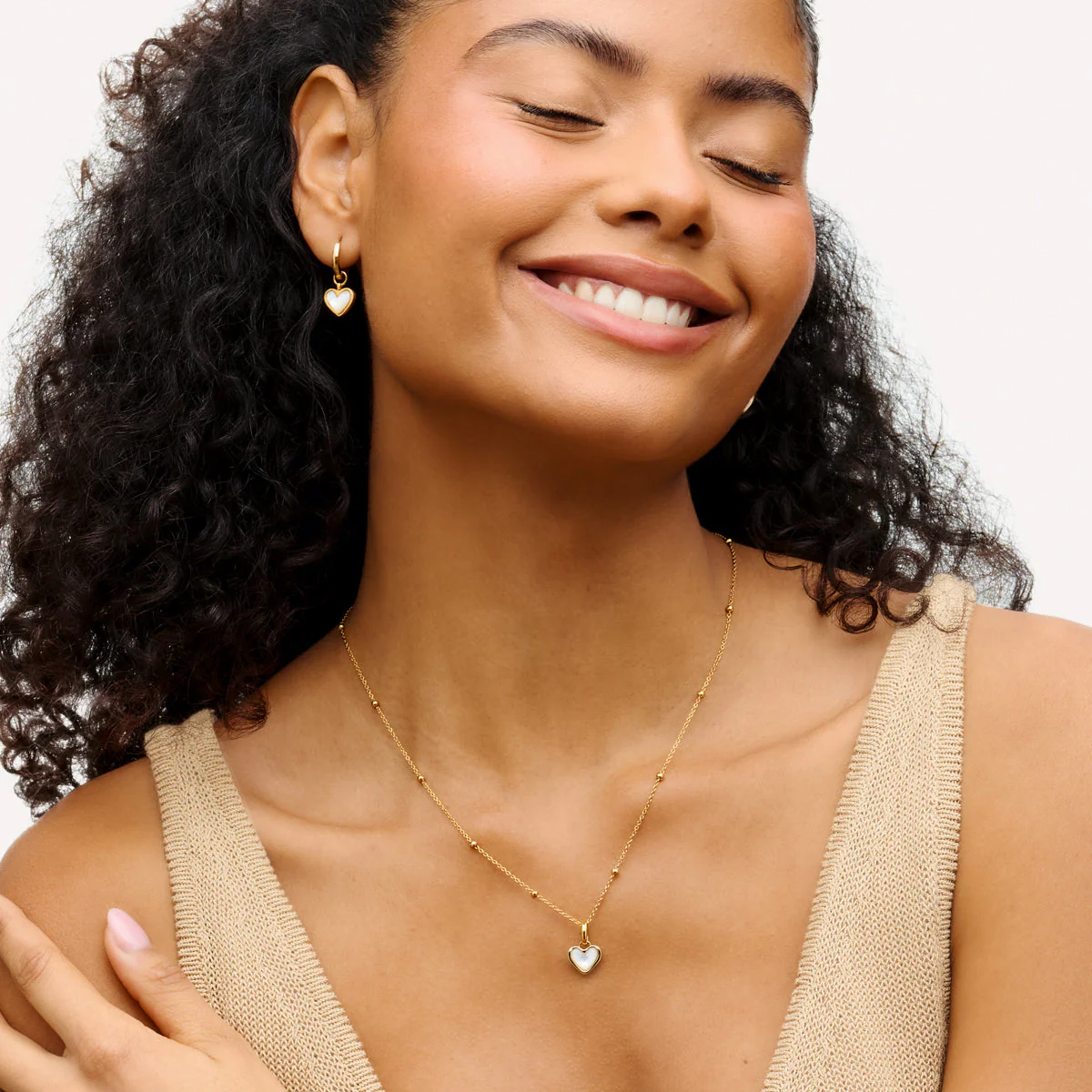 Mother of Pearl Heart Necklace (Gold) - Image 3