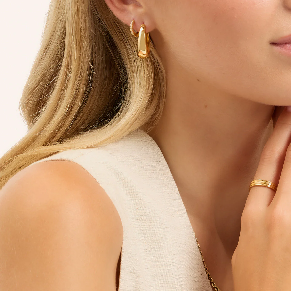 Oval Hoop Earrings (Gold) - Image 3