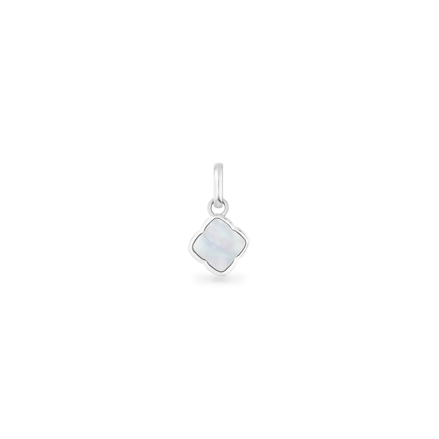 Pearl Clover Pendant (Silver)