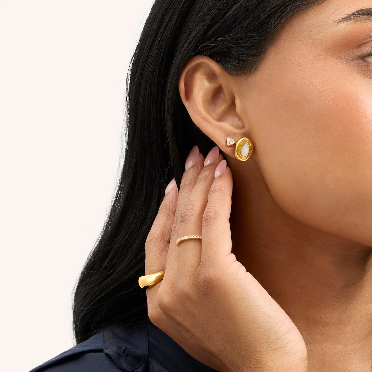 Pearl Molten Stud Earrings (Gold) - Image 3