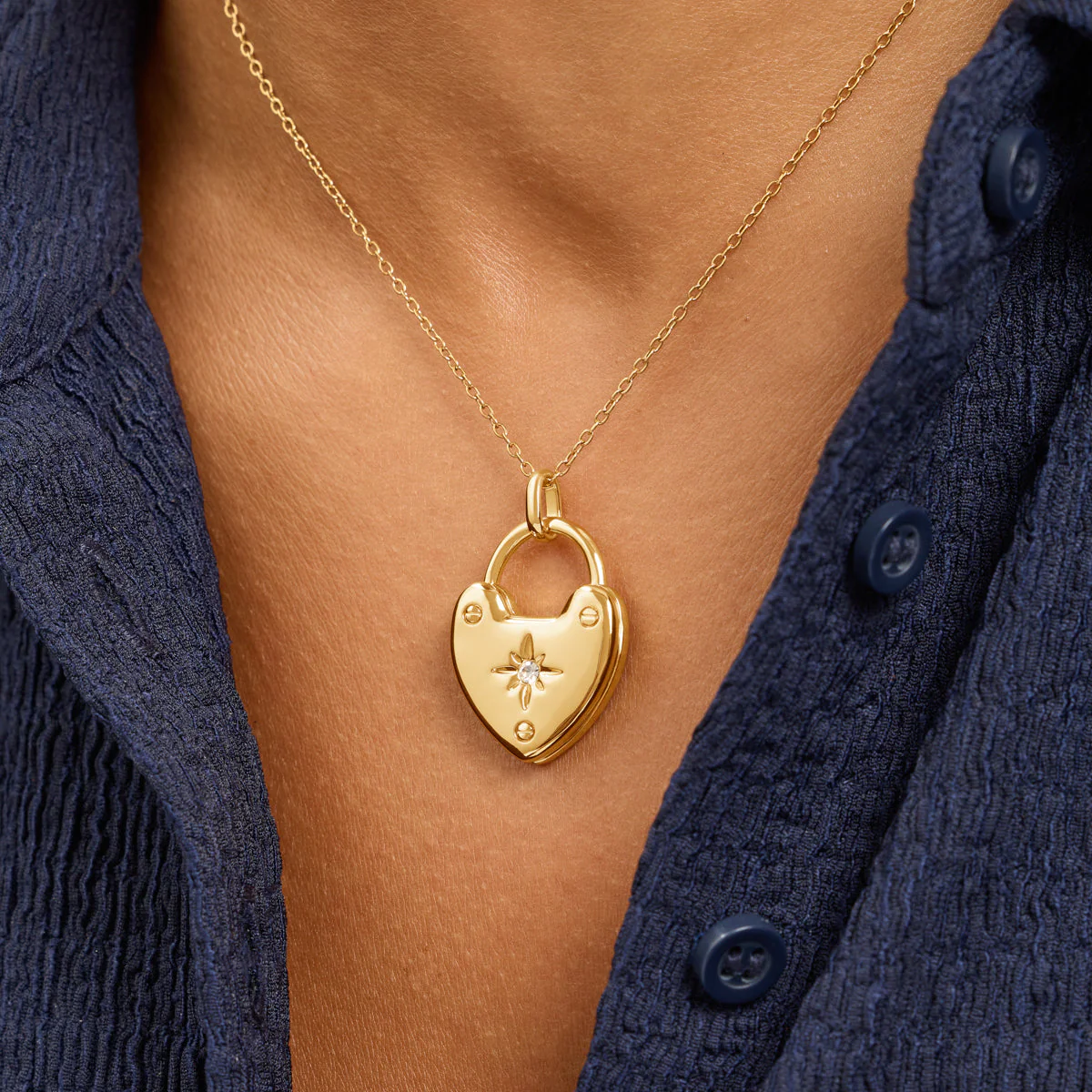 Photo Love Locket Necklace (Gold) - Image 2