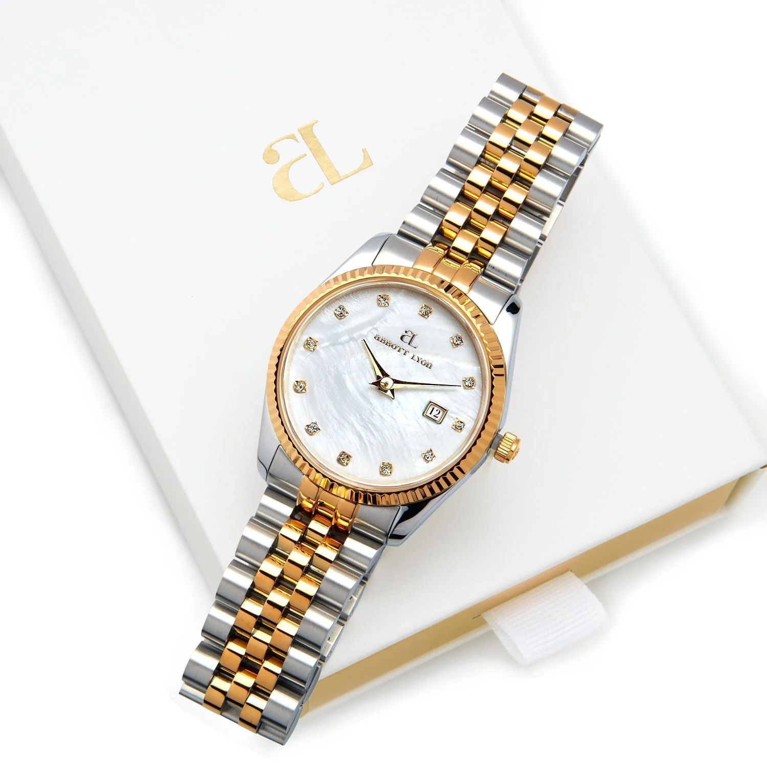 Belgravia 36mm Pearl & Crystal Link Watch - Image 5
